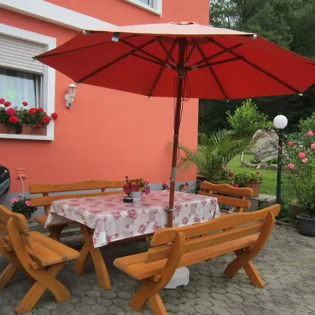 Big Block House Eldorado-pension Oberhambach